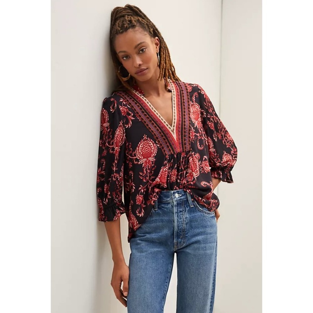 Boho Floral V-Neck Peasant Blouse in Black and Red